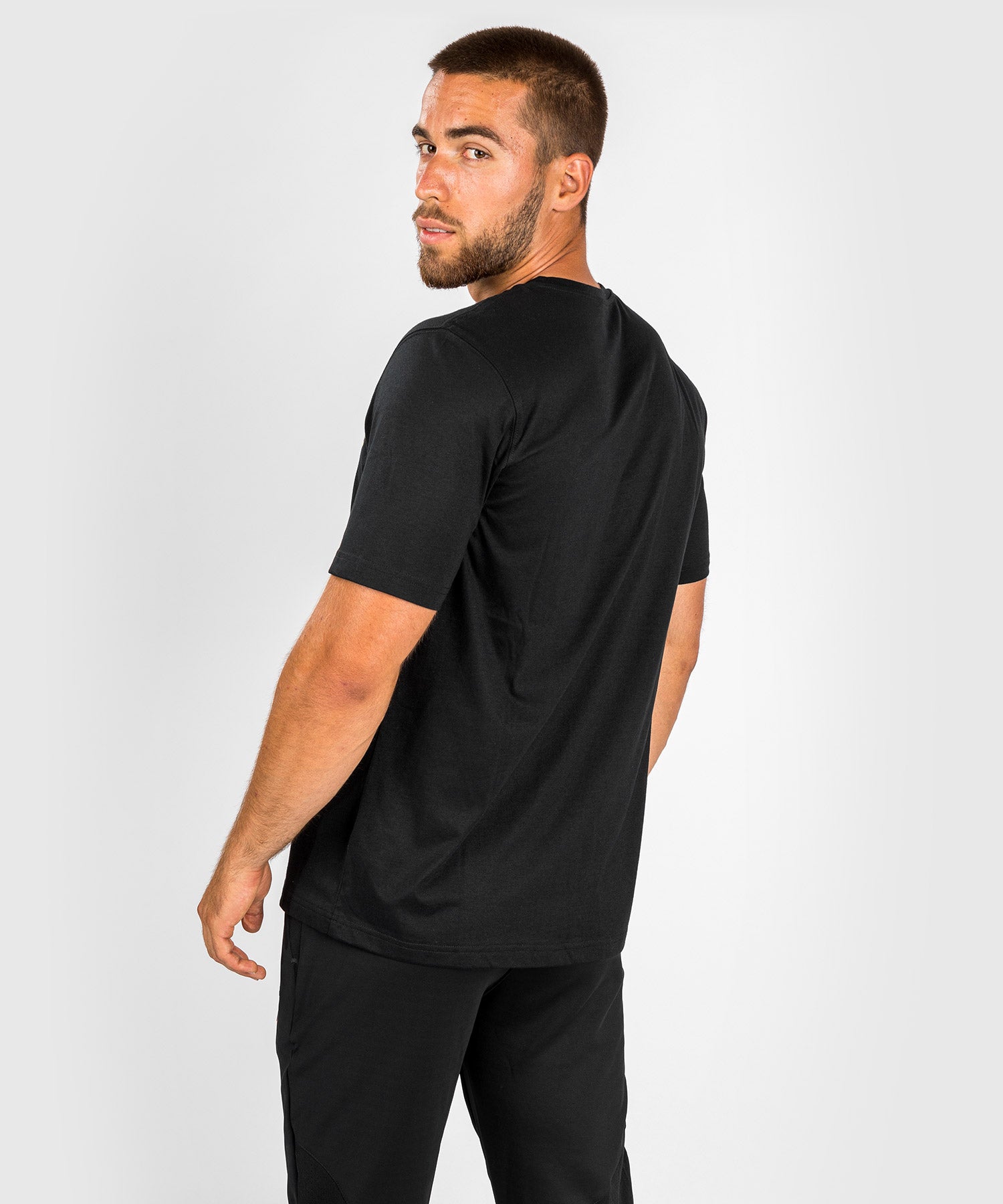 Ensemble new arrivals venum homme