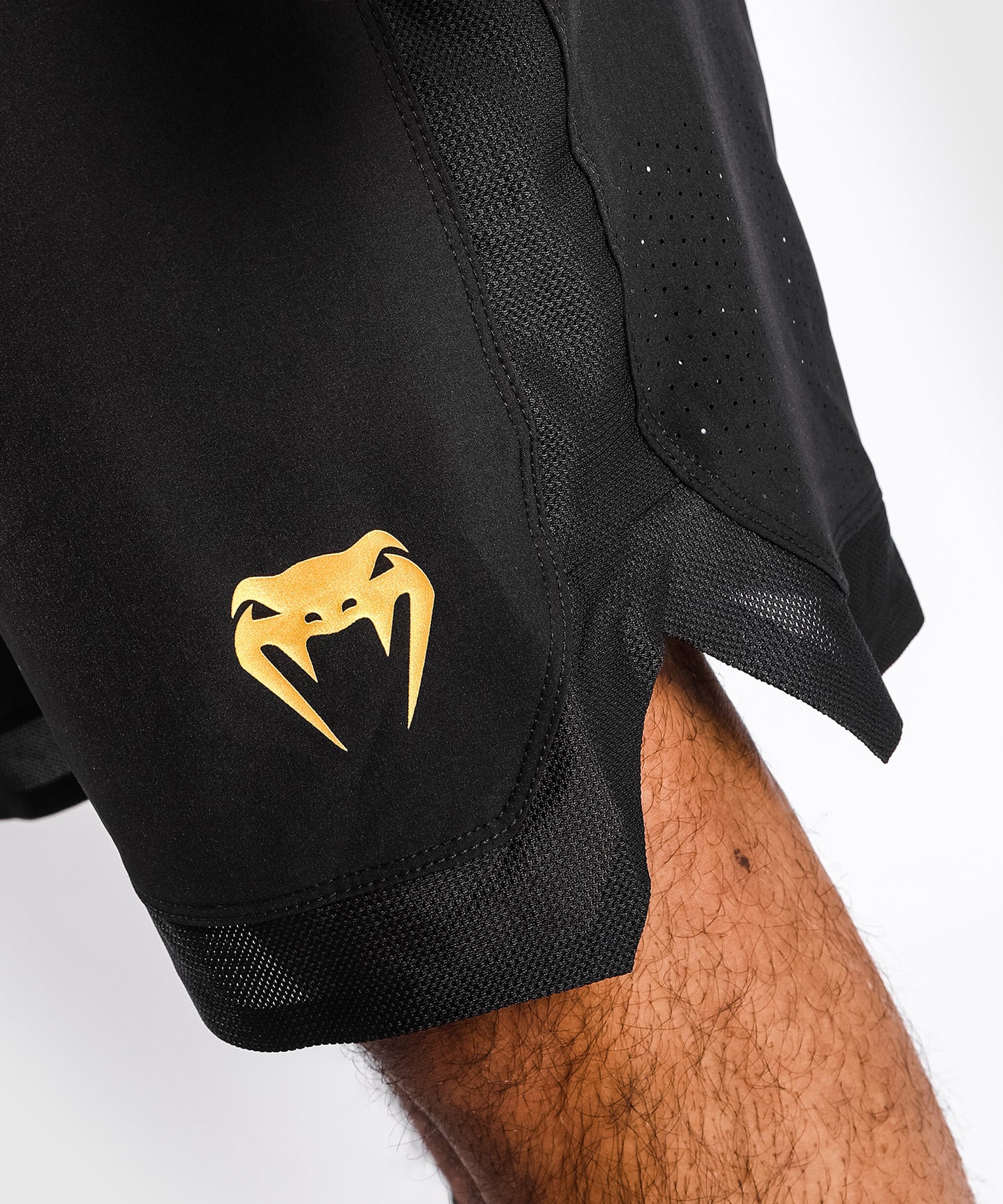 Venum Tempest 2.0 Training Shorts – Black/Gold