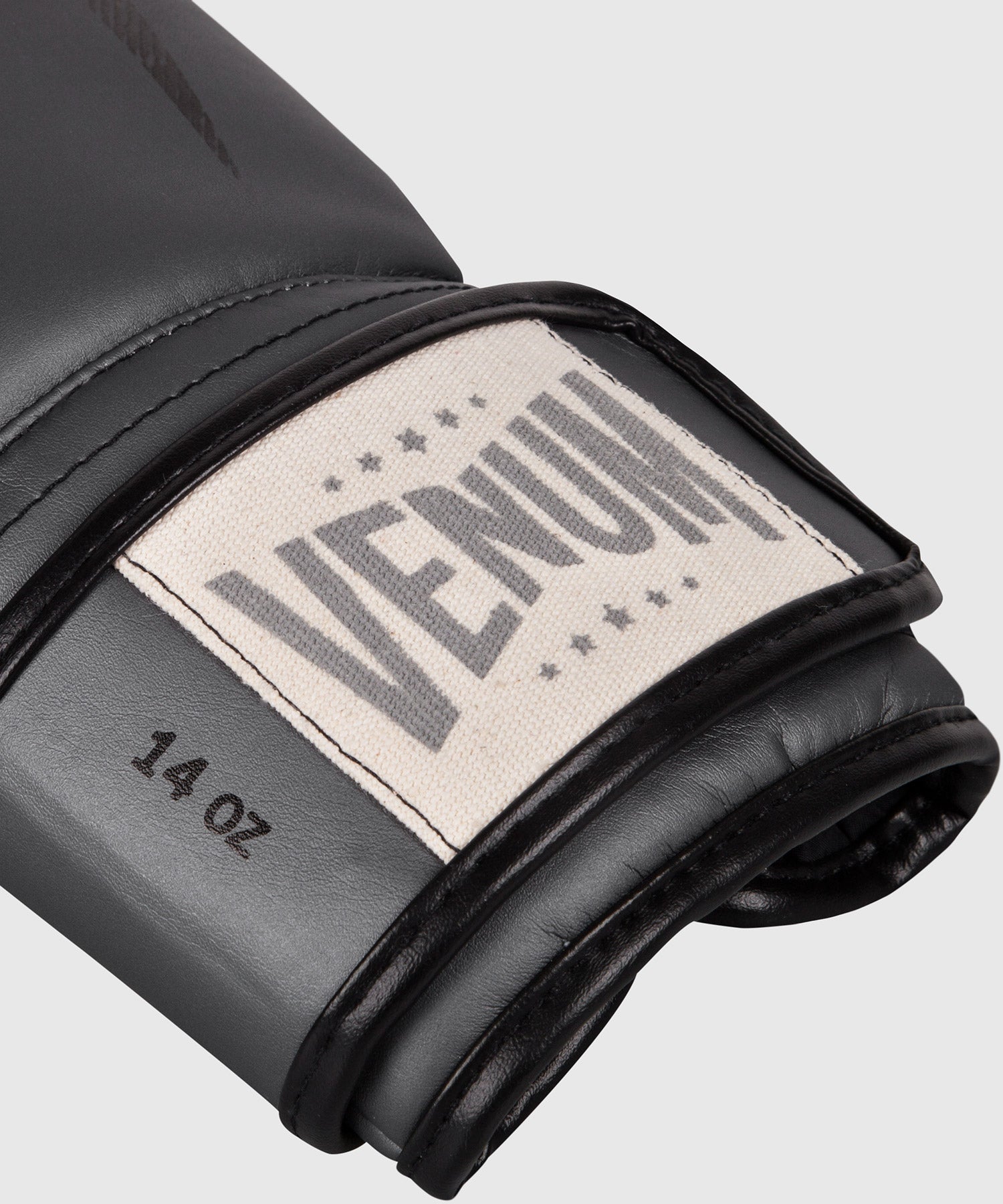 Venum giant clearance sparring boxing gloves