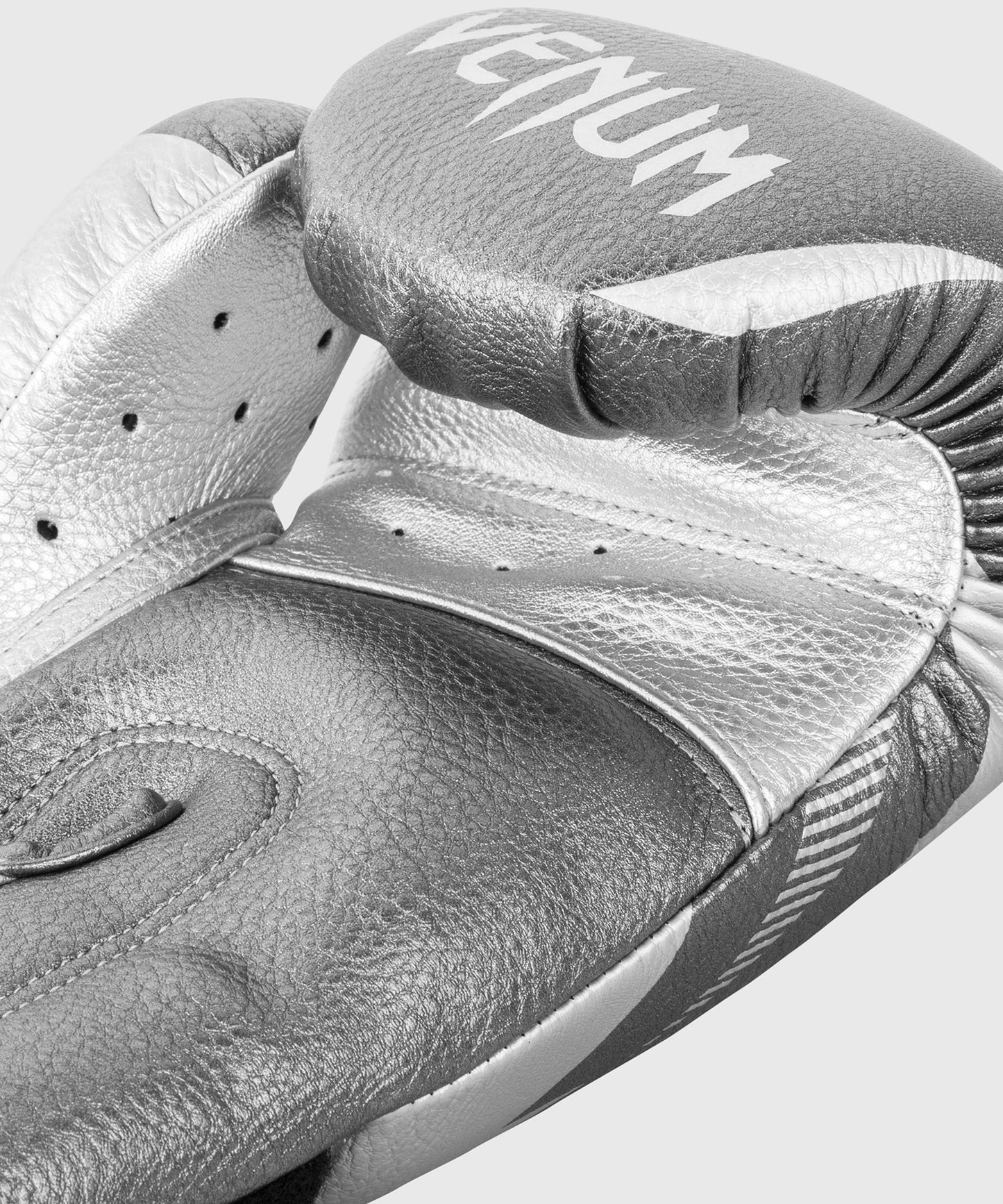 Venum Impact Boxing Gloves - Silver/Silver