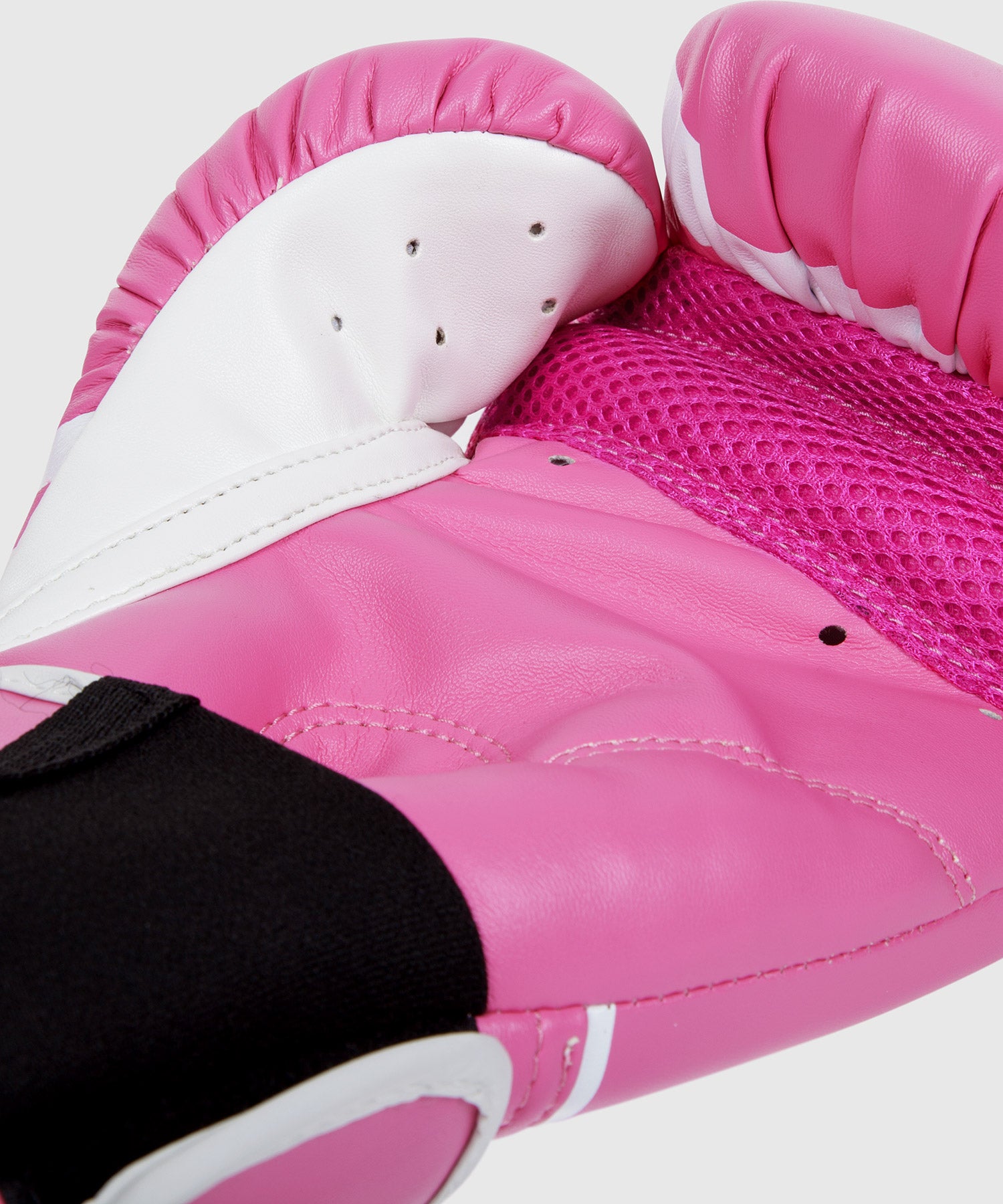 Venum deals pink gloves