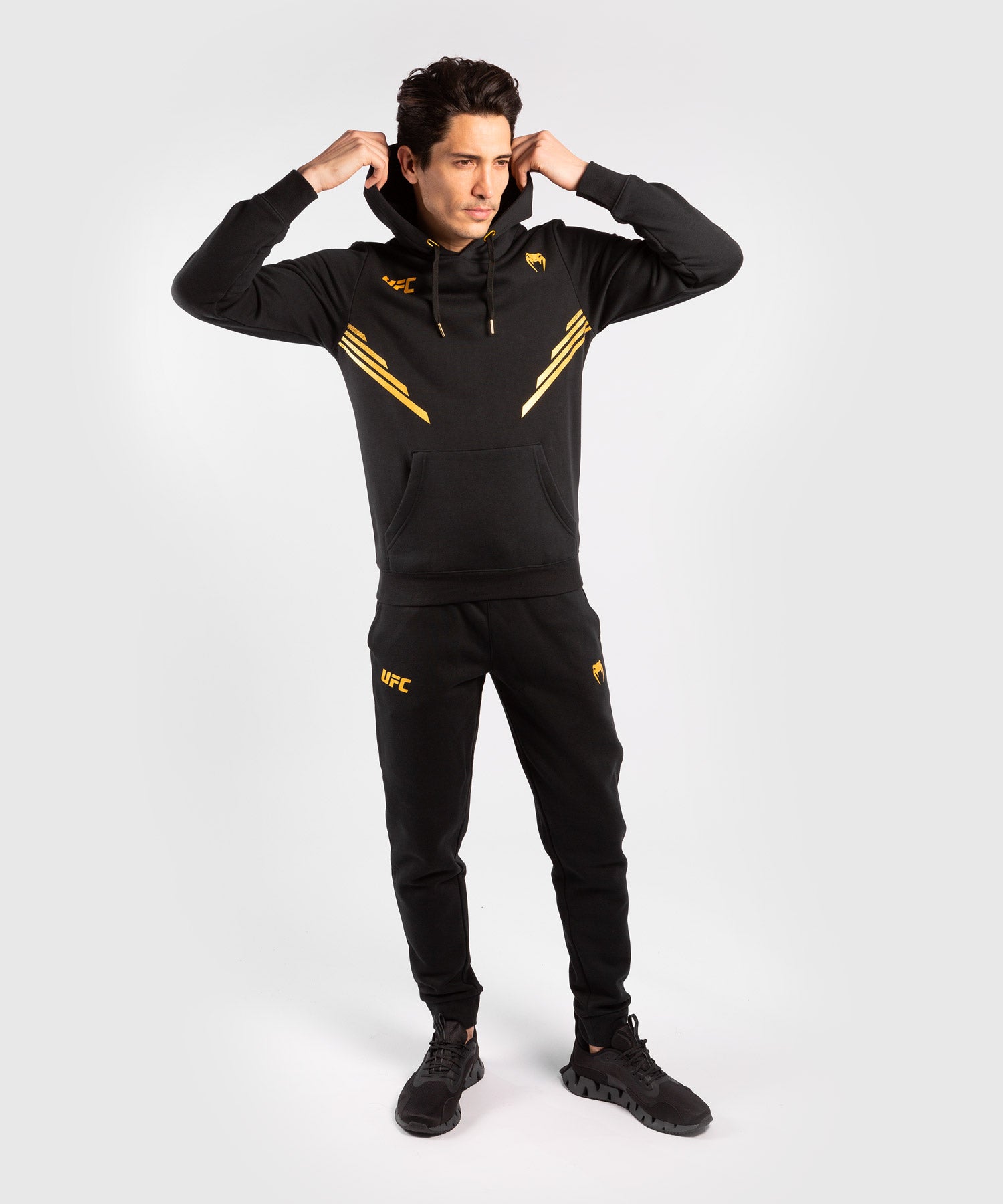 Chandal completo ufc store