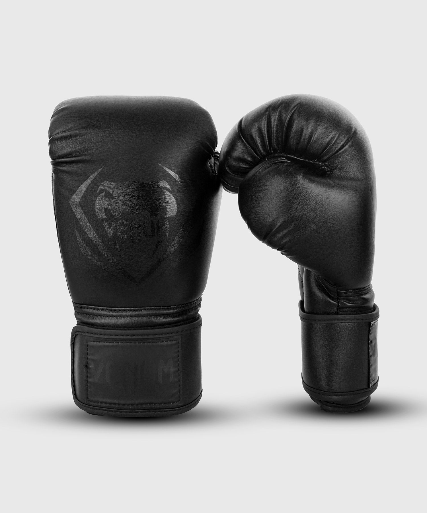 Venum black boxing gloves sale