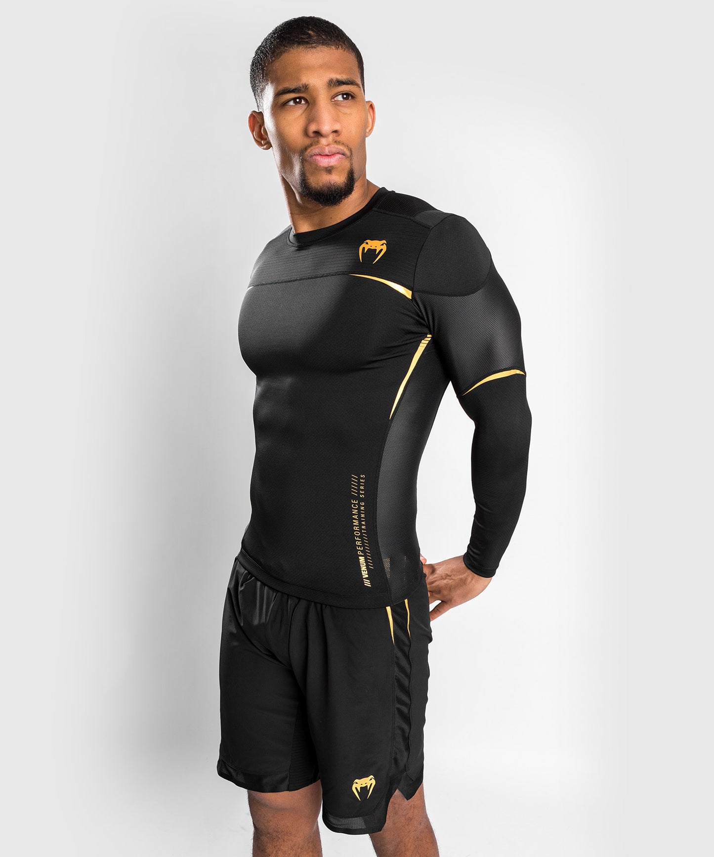 Venum Tempest 2.0 Rashguard Long Sleeves – Black/Gold