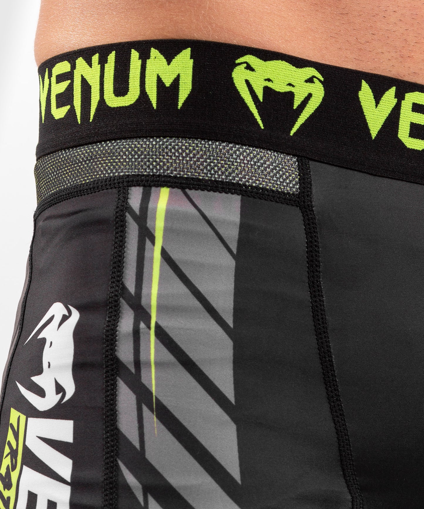 Venum Training Camp 3.0 Compression Shorts