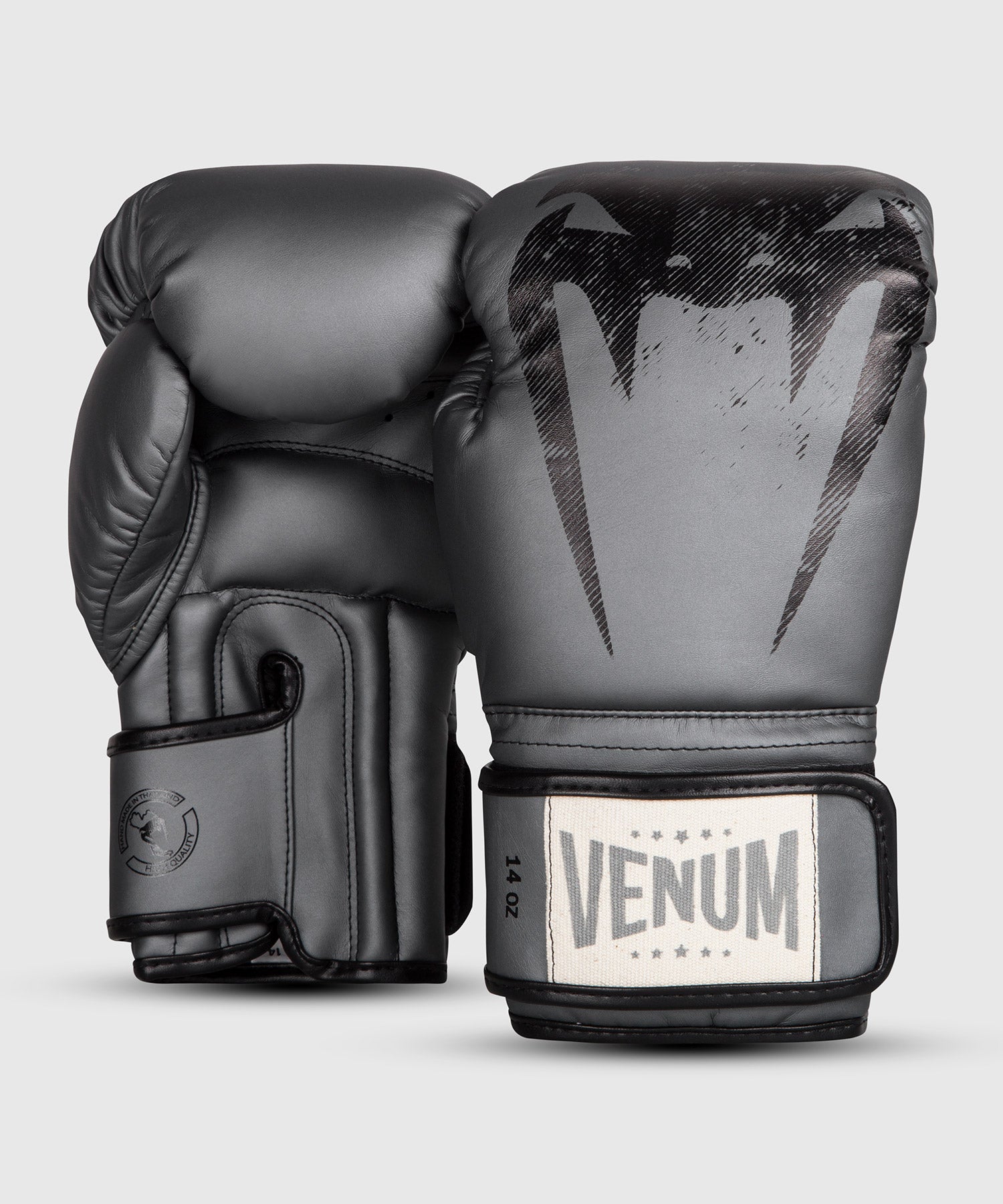 Venum giant sparring cheap boxing gloves