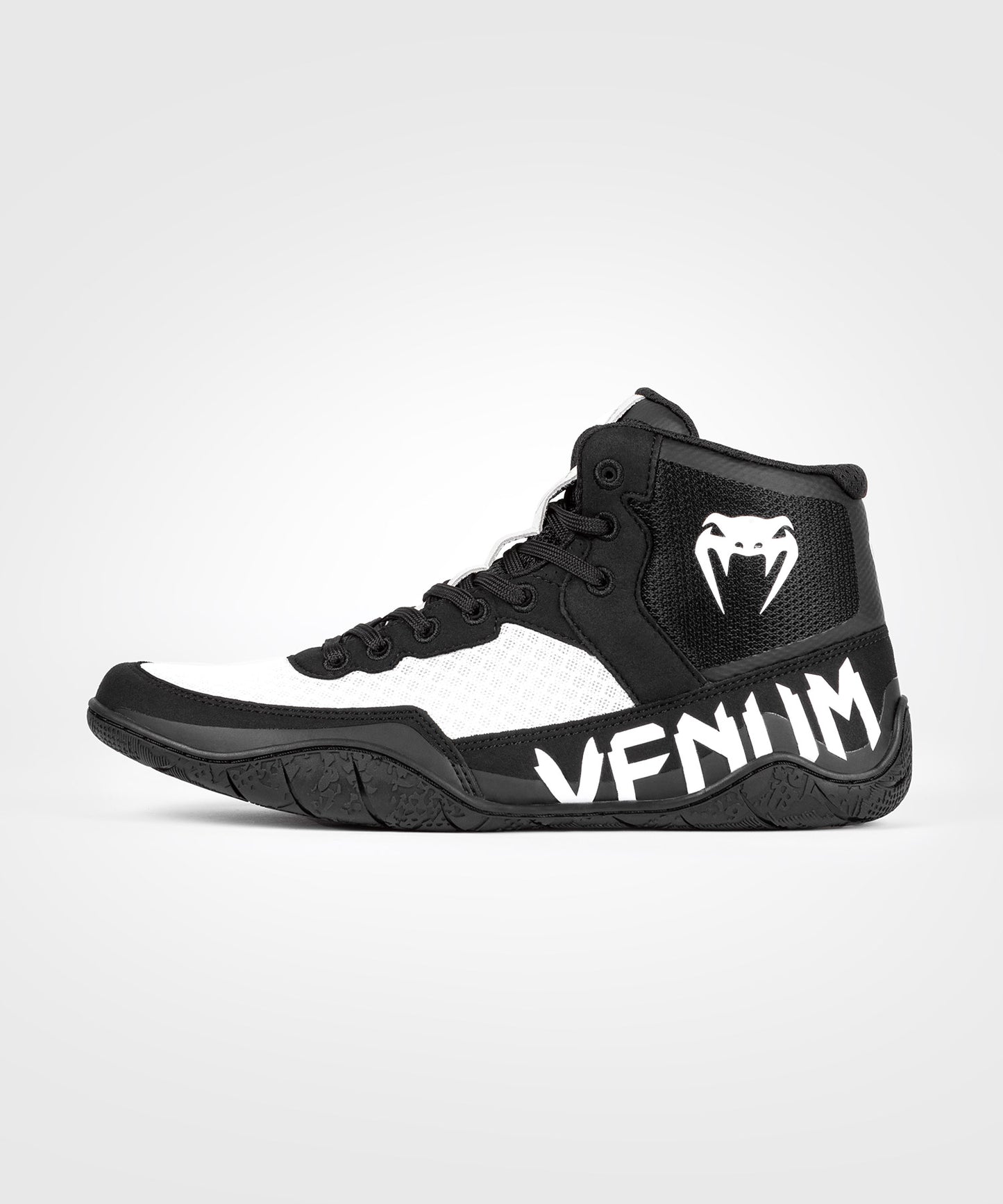 Venum Elite Wrestling Shoes - Black/White