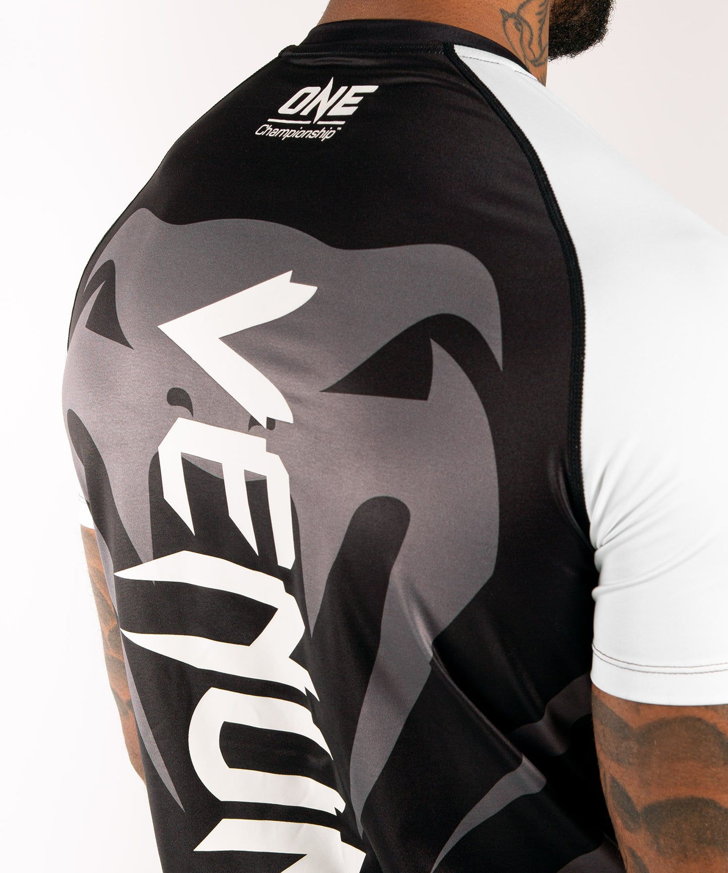 Venum x ONE FC Dry Tech T-shirt - White/Black
